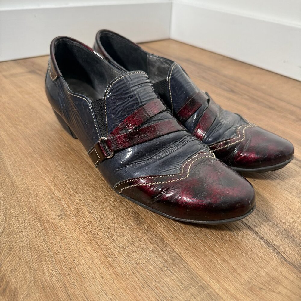 UTV Un Tour En Ville Blue Red Patent Leather Slip On Funky 39